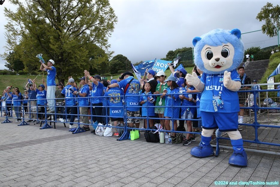 アスルくんと子供たち